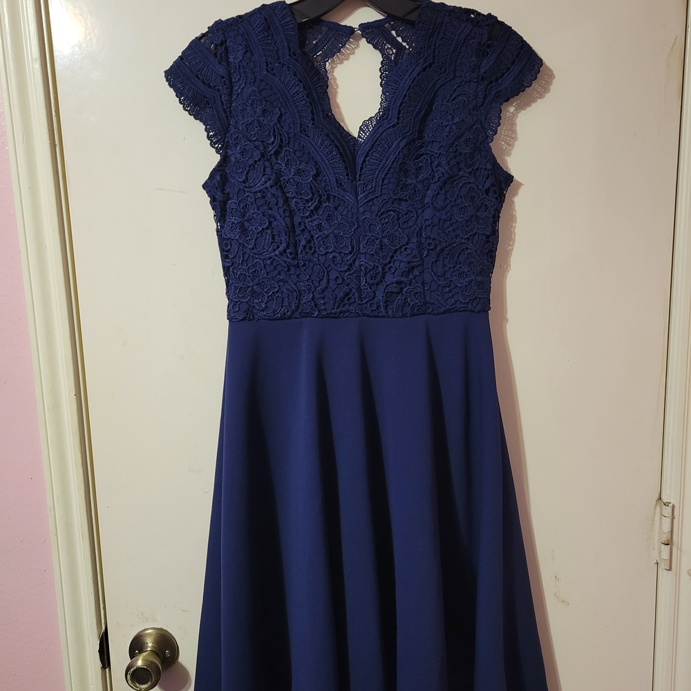 Rare Editions Navy Lace Dress W Keyhole Back